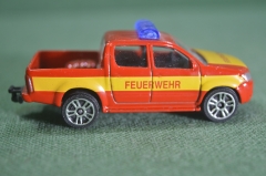 Игрушка машинка модель "Majorette Toyota Hilux Feuerwehr". Пожарные. Винтаж.